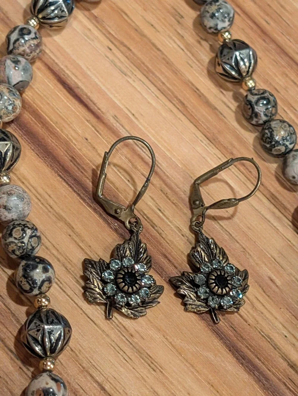 Leaf Pendant Bead Necklace and Earrings Set - Antiqued Gold and Jasper Stone
